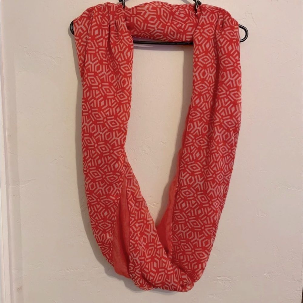 EUC Calvin Klein Infinity Scarf